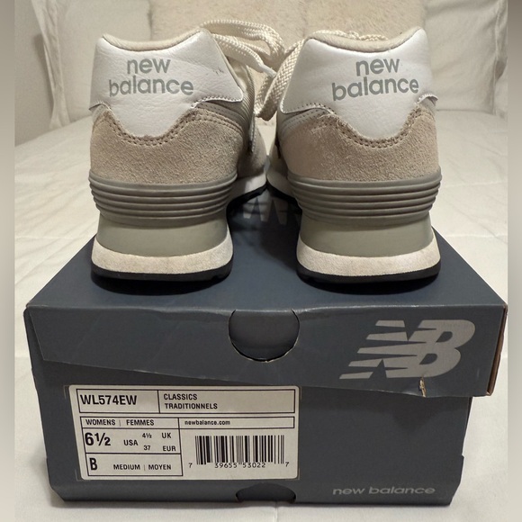 New Balance Classics Women's Sneakers - Picture 4 of 6